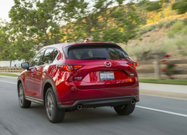 Honda CR-V và Mazda CX-5 - cuộc so kè khốc liệt